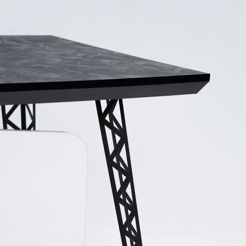 Gotham Manager Table