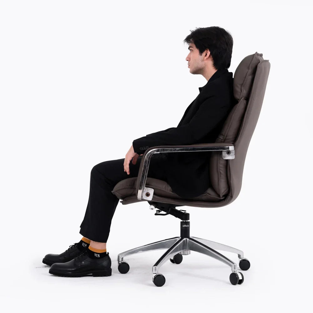 Calvin Executive Chair