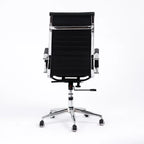 Lean Chair