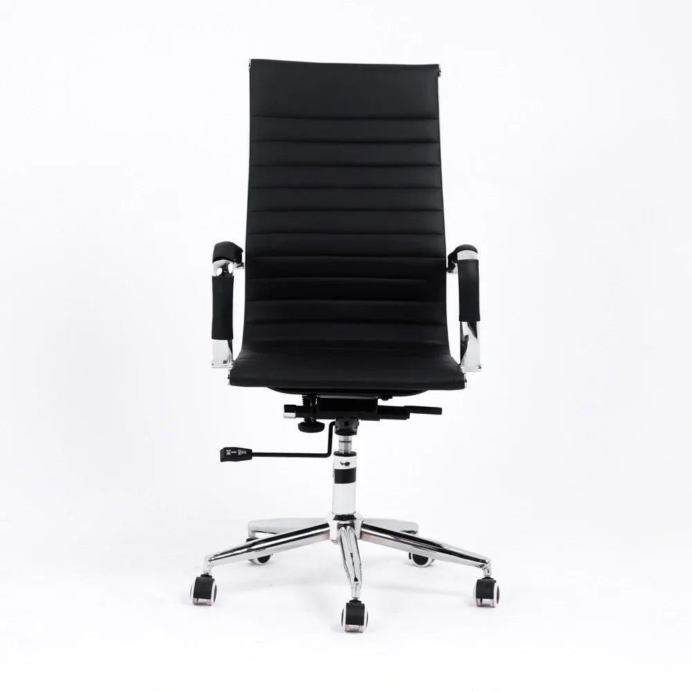 Lean Chair