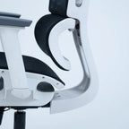 Quinto Executive Chair